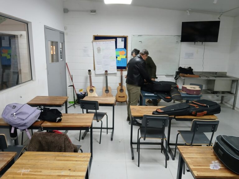 cdab6652-9f51-44df-9953-8619d023eeaf