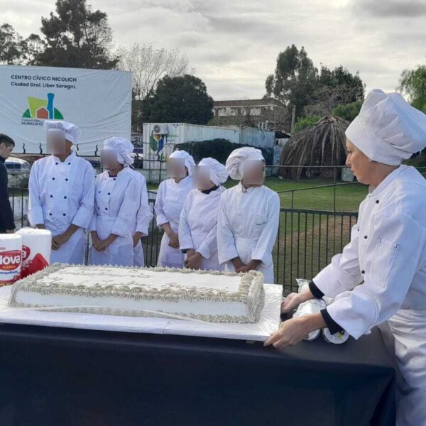 5a76dfbe-f91d-4c01-b316-c78eb6550f26