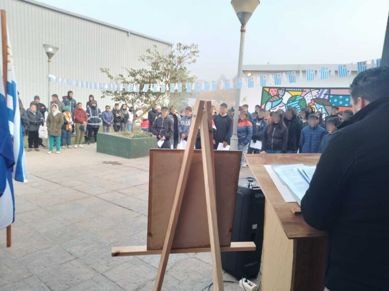 f2775c73-afd3-432f-bc53-97218c612328