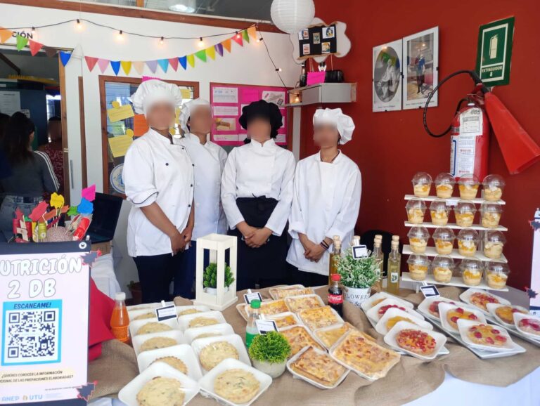 a6ec0b61-5d8e-4eb2-83df-fa2655c6e265